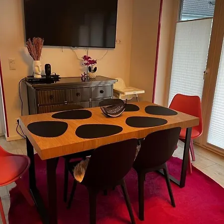 Pink Cow Modern Retreat Prázdninový dům